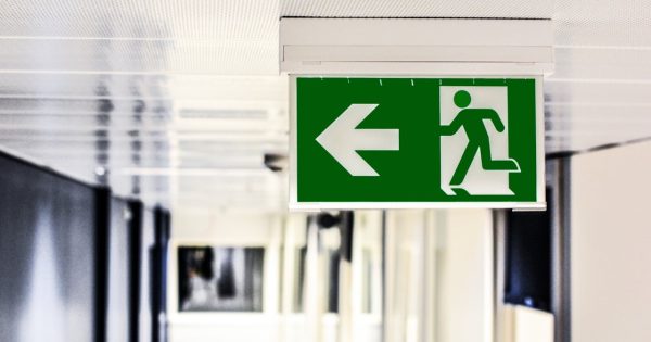Emergency First Aid training course covering CPR, AED use, and first aid for choking, bleeding, and shock in Lanarkshire, Scotland